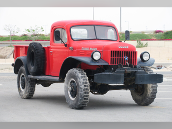دودج  بيكب  1948  عادي  4,000 كم  6 سلندر  دفع خلفي  بيكب  أحمر