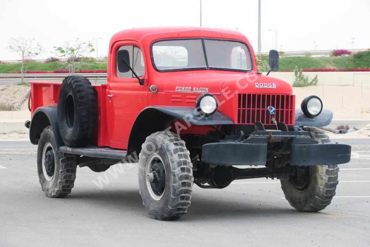 دودج  بيكب  1948  عادي  4,000 كم  6 سلندر  دفع خلفي  بيكب  أحمر