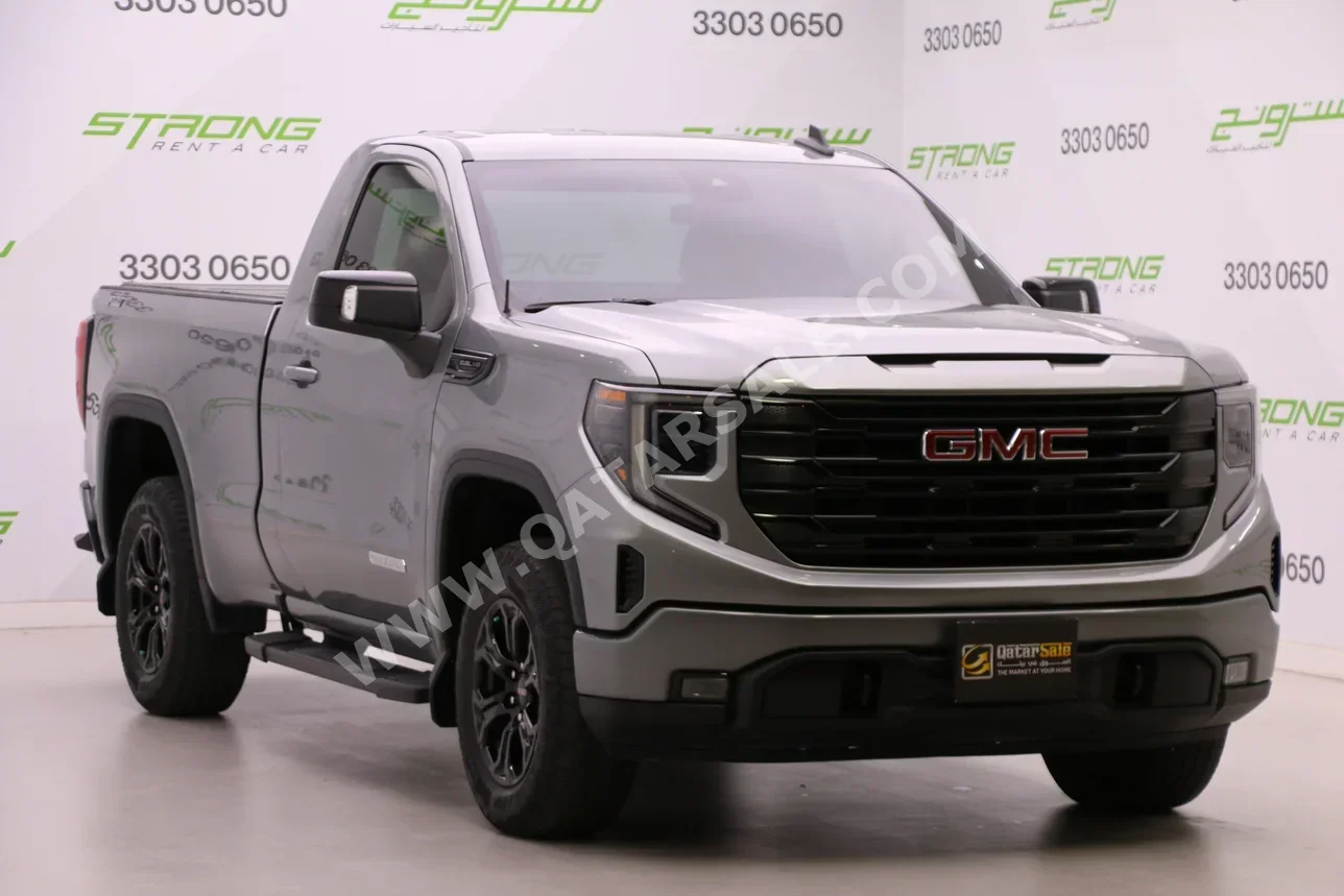 GMC  Sierra  Elevation  2023  Automatic  62,000 Km  8 Cylinder  Four Wheel Drive (4WD)  Pick Up  Gray  With Warranty