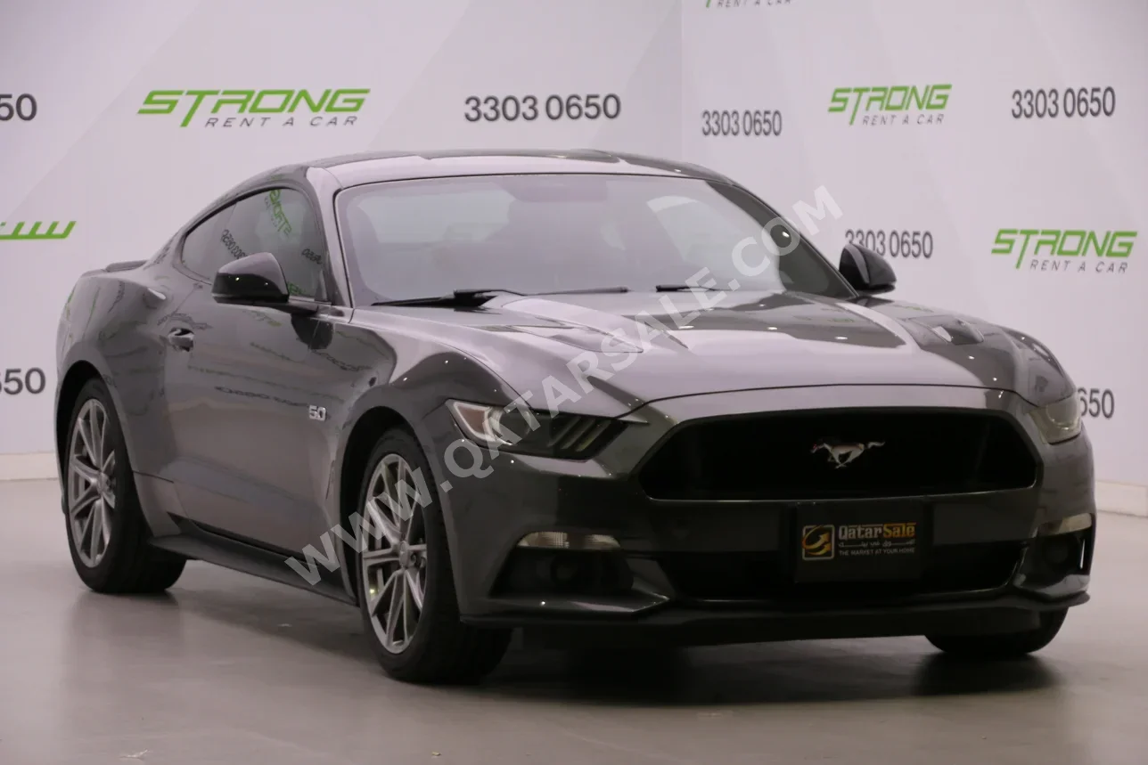 فورد  موستانغ  جي تي  2015  عادي  177,000 كم  8 سلندر  دفع خلفي  كوبيه \ سبورت  رمادي