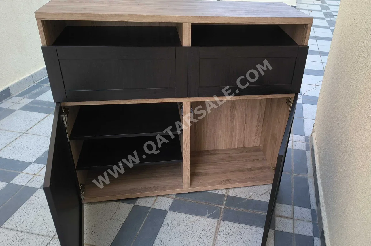 كابينات تخزين - خزائن  - بنى