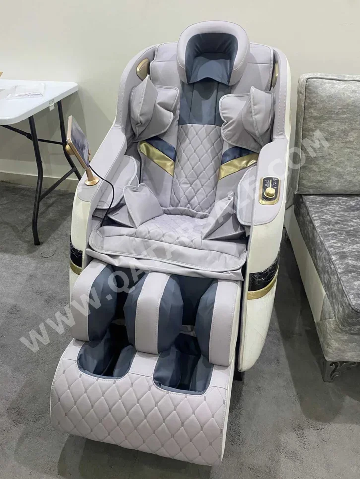 كرسي التدليك ليكون  أبيض  الصين  M8  كل الجسم  رباعي الأبعاد