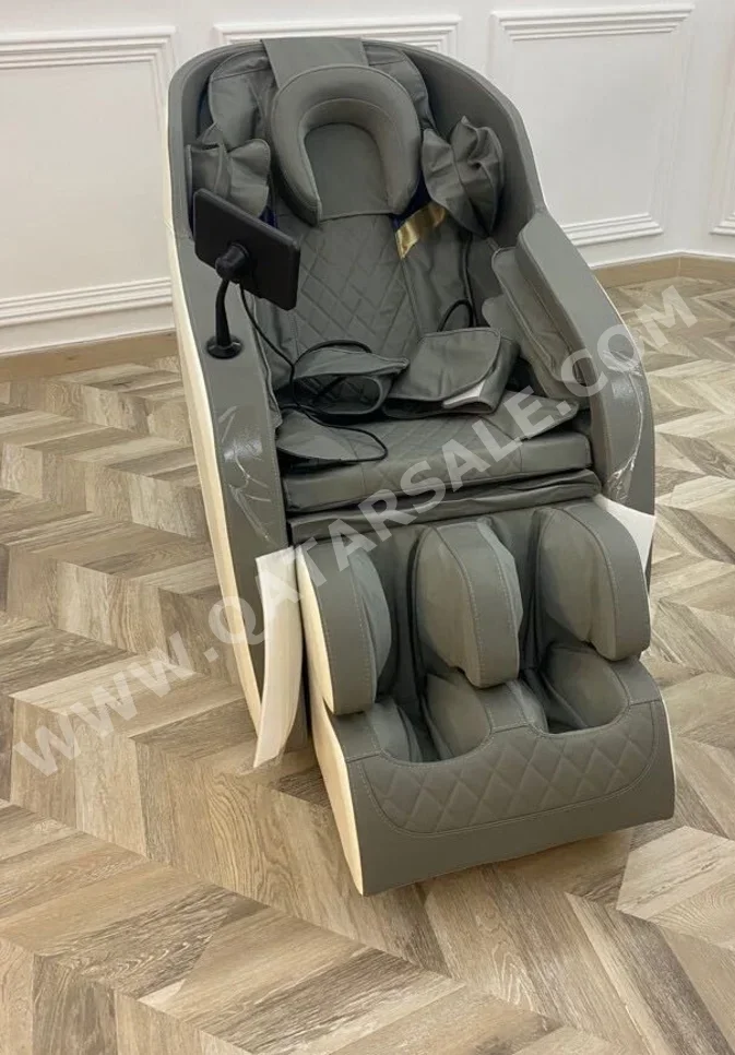 كرسي التدليك بيست مساج  أبيض  الصين  كل الجسم  رباعي الأبعاد