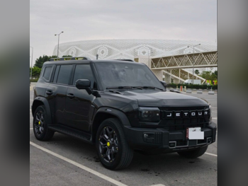 جيتور  تي 2  لكجري  2025  اوتوماتيك  39,800 كم  4 سلندر  دفع رباعي  اس يو في  أسود  تحت الضمان