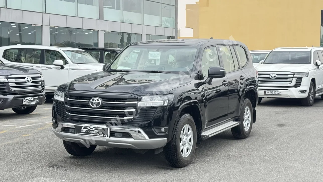 Toyota  Land Cruiser  GX  2025  Automatic  12,000 Km  6 Cylinder  Four Wheel Drive (4WD)  SUV  Black  With Warranty