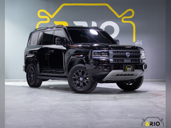 BYD  Denza  B 5  2026  Automatic  8,000 Km  4 Cylinder  Four Wheel Drive (4WD)  SUV  Black  With Warranty