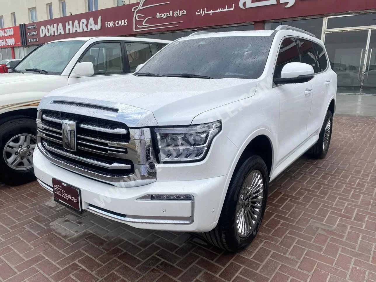 GWM  Tank  500  2025  Automatic  32,000 Km  6 Cylinder  Four Wheel Drive (4WD)  SUV  White  With Warranty