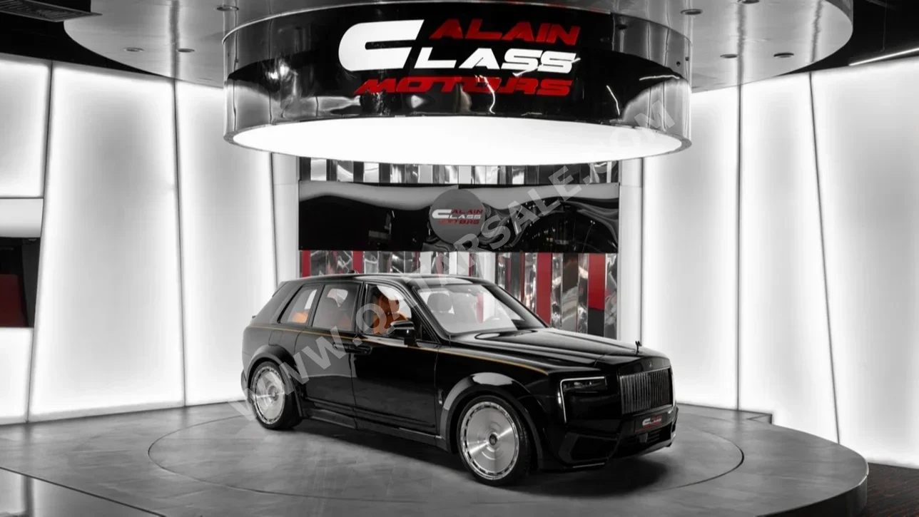 رولز - رويس  كولينان  بلاك بادج  2026  اوتوماتيك  49 كم  12 سلندر  دفع كلي مستمر  اس يو في  أسود