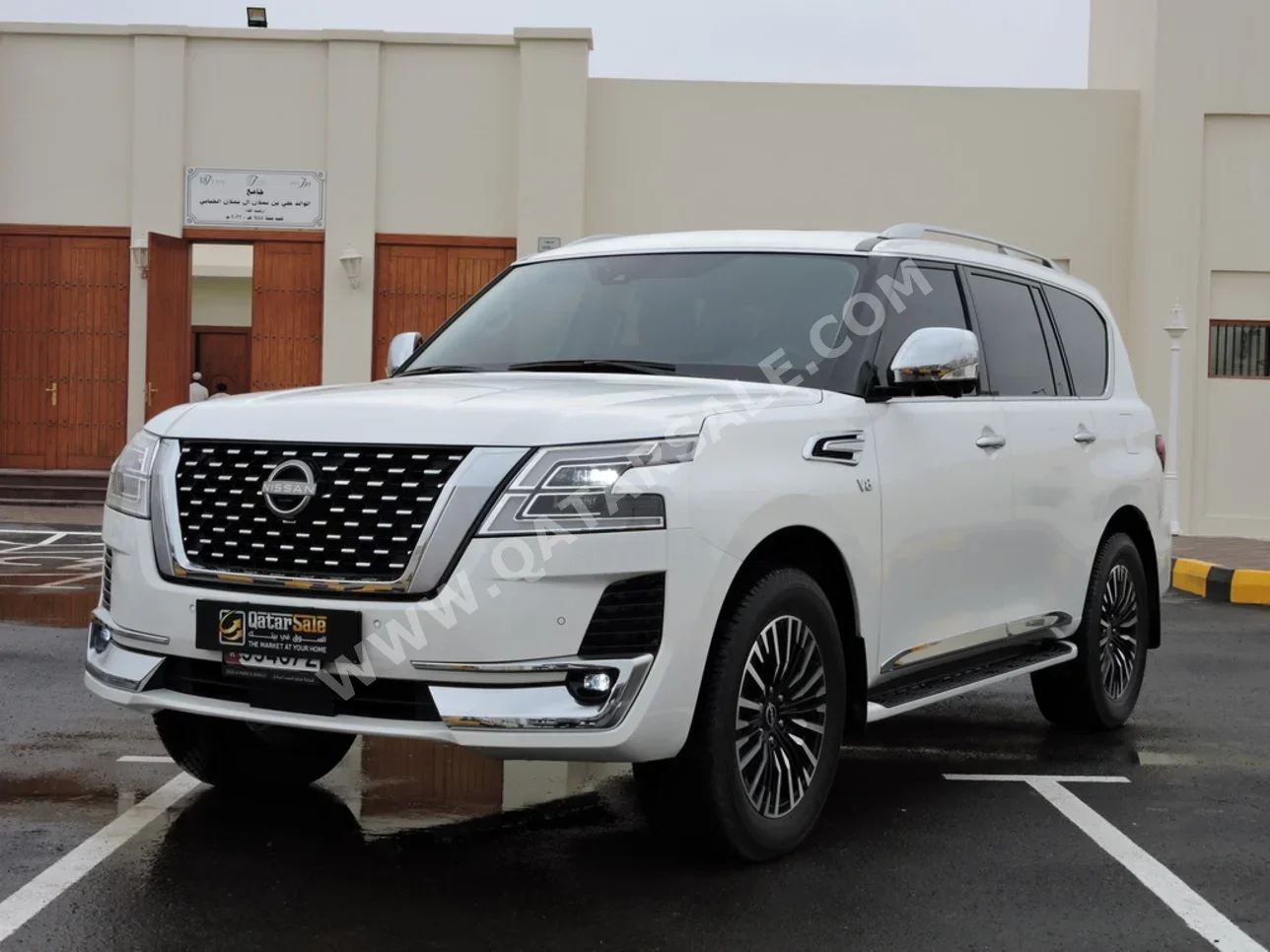 نيسان  باترول  بلاتنيوم  2024  اوتوماتيك  8,000 كم  8 سلندر  دفع رباعي  اس يو في  أبيض  تحت الضمان