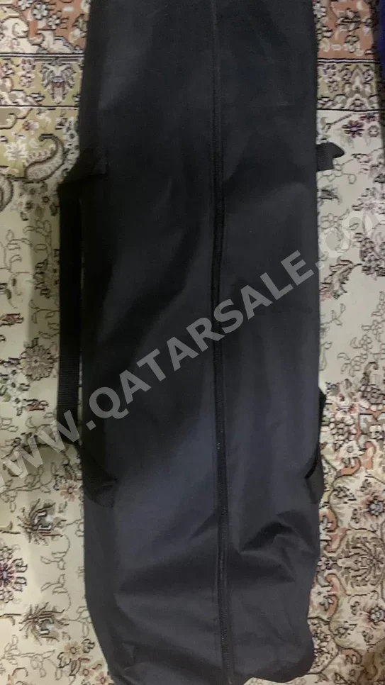 غطاء السيارة اشوك  لي لاند  أسود و رمادي