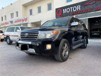 Toyota  Land Cruiser  GXR  2015  Automatic  312,000 Km  8 Cylinder  Four Wheel Drive (4WD)  SUV  Black