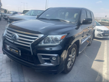 Lexus  LX  570  2015  Automatic  202,000 Km  8 Cylinder  Four Wheel Drive (4WD)  SUV  Black