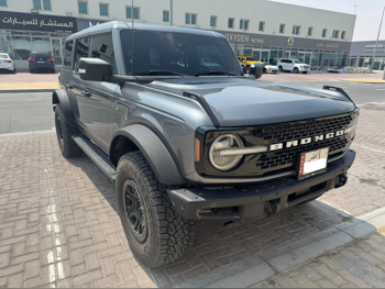 فورد  برونكو  وايلد تراك  2022  اوتوماتيك  68,000 كم  6 سلندر  دفع رباعي  اس يو في  رمادي