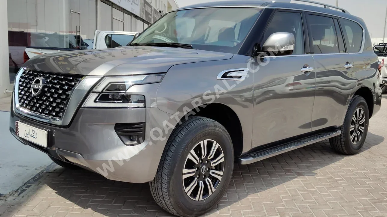 Nissan  Patrol  SE  2023  Automatic  26,000 Km  6 Cylinder  Four Wheel Drive (4WD)  SUV  Gray  With Warranty