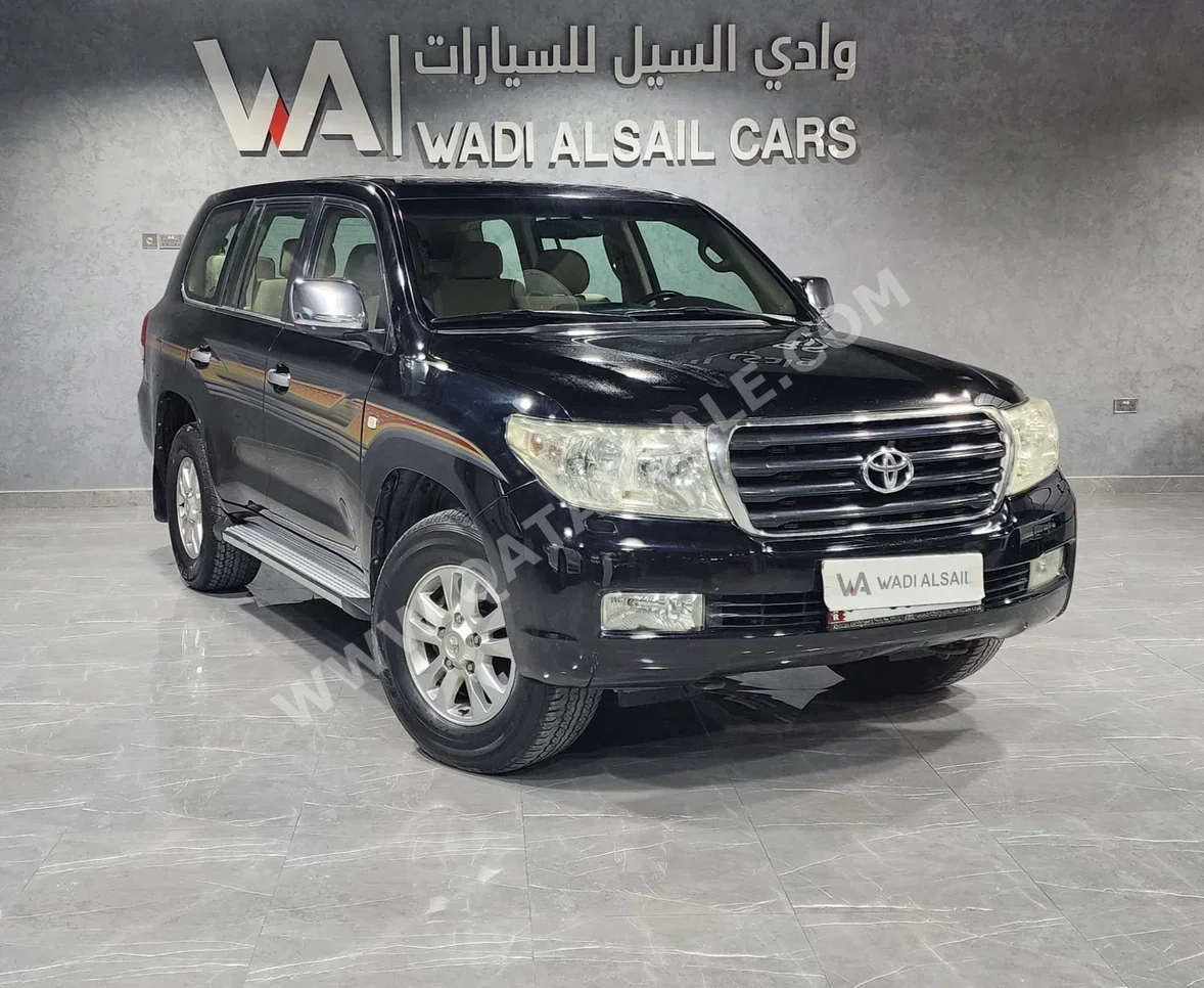 Toyota  Land Cruiser  GXR  2009  Automatic  593,000 Km  6 Cylinder  Four Wheel Drive (4WD)  SUV  Black