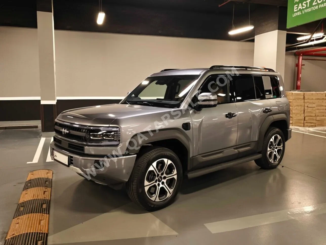 بي واي دي  ليوبيرد 5  الترا بلس  2026  اوتوماتيك  0 كم  4 سلندر  دفع رباعي  اس يو في  رمادي