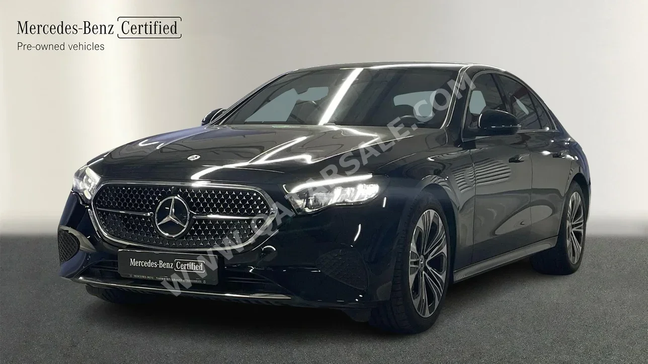 مرسيدس - بنز اي - كلاس 200 2025 اوتوماتيك 17,200 كم 4 سلندر دفع خلفي سيدان أسود تحت الضمان