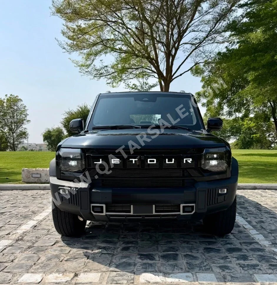 Jetour  T2  Luxury Plus  2025  Automatic  35,000 Km  4 Cylinder  All Wheel Drive (AWD)  SUV  Black  With Warranty