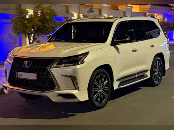 لكزس  ال اكس  570  2017  اوتوماتيك  224,000 كم  8 سلندر  دفع رباعي  اس يو في  أبيض