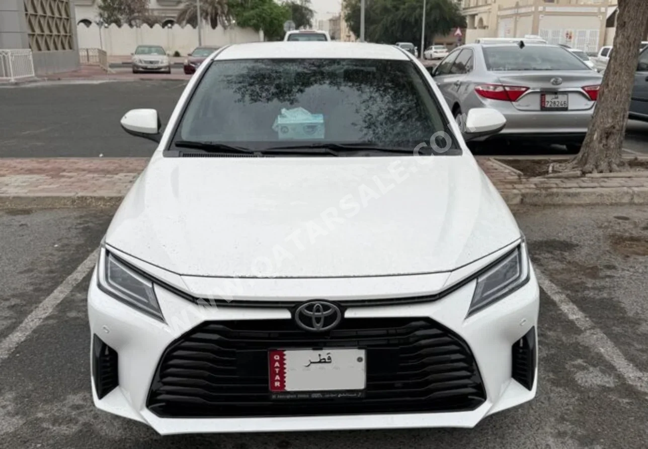 Toyota Yaris 2024 Automatic 42,000 Km 4 Cylinder Front Wheel Drive (FWD) Sedan White With Warranty