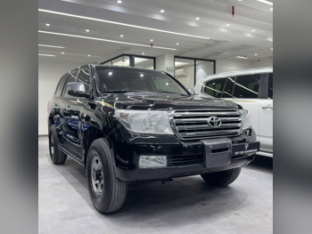 Toyota  Land Cruiser  GXR  2009  Automatic  418,000 Km  8 Cylinder  Four Wheel Drive (4WD)  SUV  Black