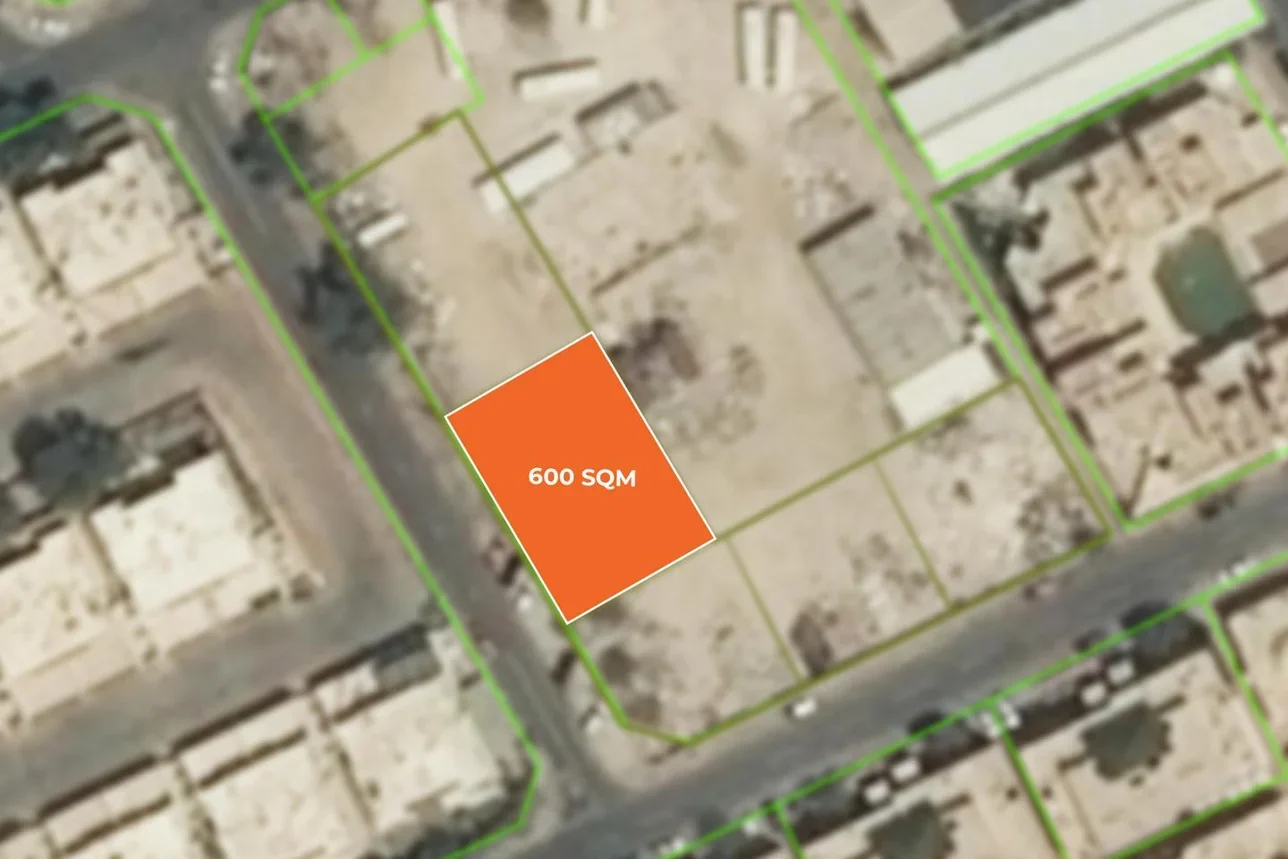 اراضي للبيع  في الدوحة  - المطار القديم  -المساحة 600 متر مربع