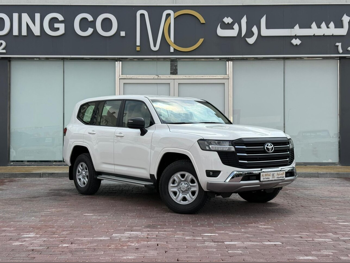 تويوتا  لاند كروزر  جي اكس  2025  اوتوماتيك  0 كم  6 سلندر  دفع رباعي  اس يو في  أبيض  تحت الضمان