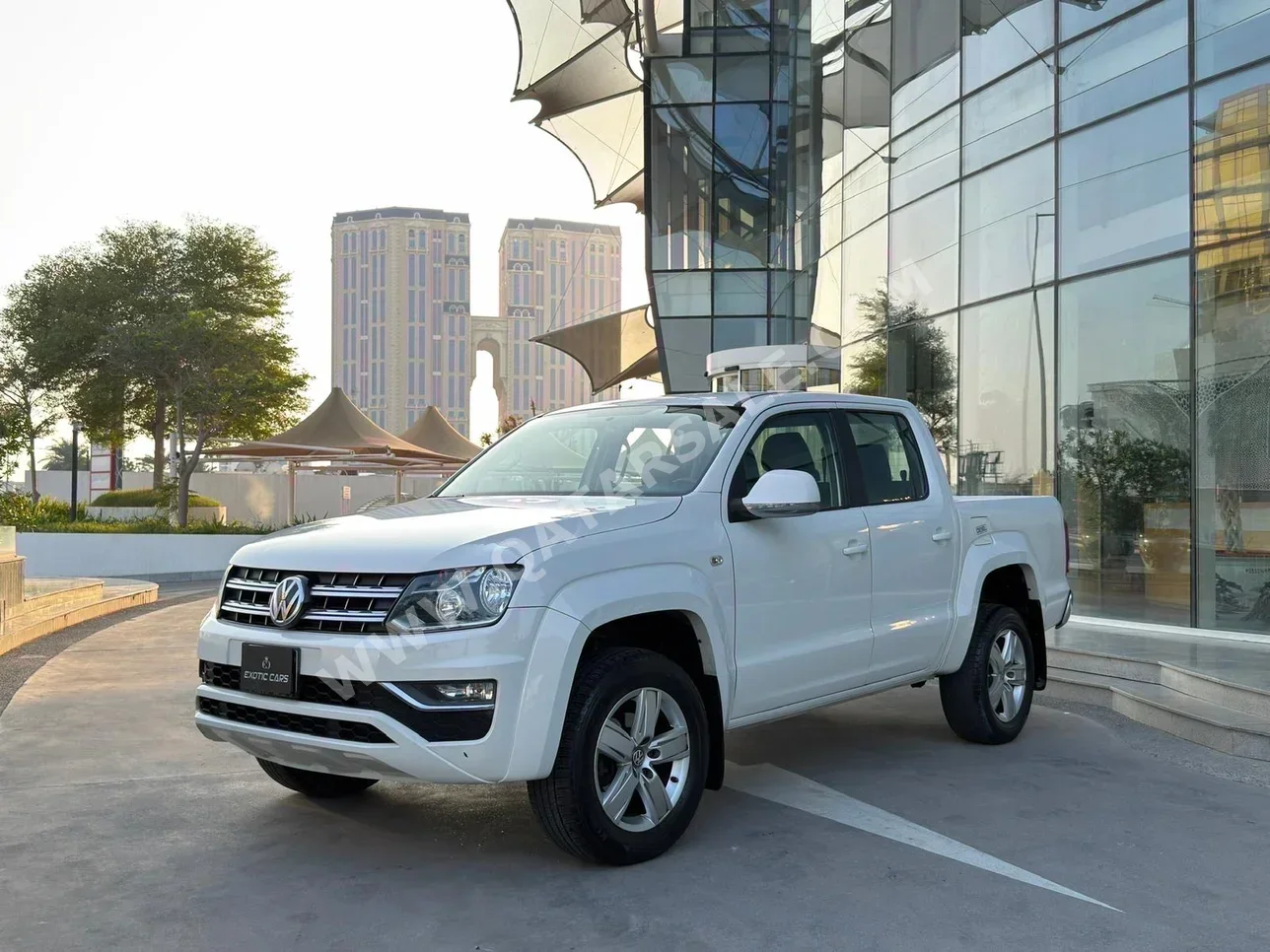 فوكس واغن  اماروك  2018  اوتوماتيك  58,000 كم  4 سلندر  دفع رباعي  بيكب  أبيض