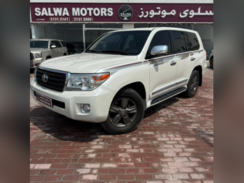تويوتا  لاند كروزر  جي اكس ار  2012  اوتوماتيك  177,000 كم  8 سلندر  دفع رباعي  اس يو في  أبيض