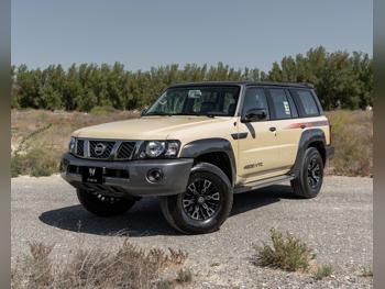 نيسان  باترول  سوبر سفاري  2024  عادي  4,000 كم  6 سلندر  دفع رباعي  اس يو في  بيج  تحت الضمان