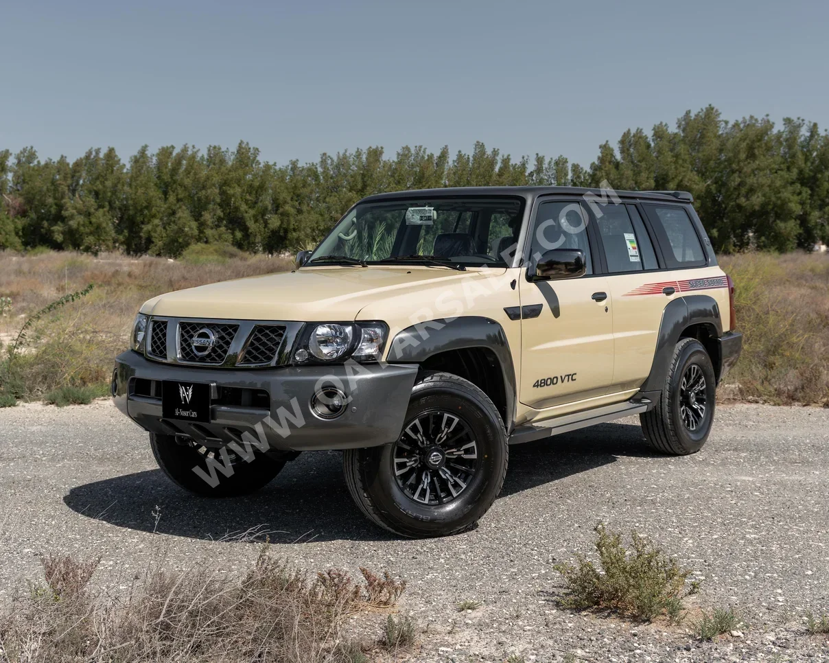 نيسان  باترول  سوبر سفاري  2024  عادي  4,000 كم  6 سلندر  دفع رباعي  اس يو في  بيج  تحت الضمان