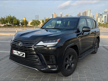 لكزس  ال اكس  700 اتش اوفرتريل  2025  اوتوماتيك  29,000 كم  6 سلندر  دفع رباعي  اس يو في  أسود  تحت الضمان