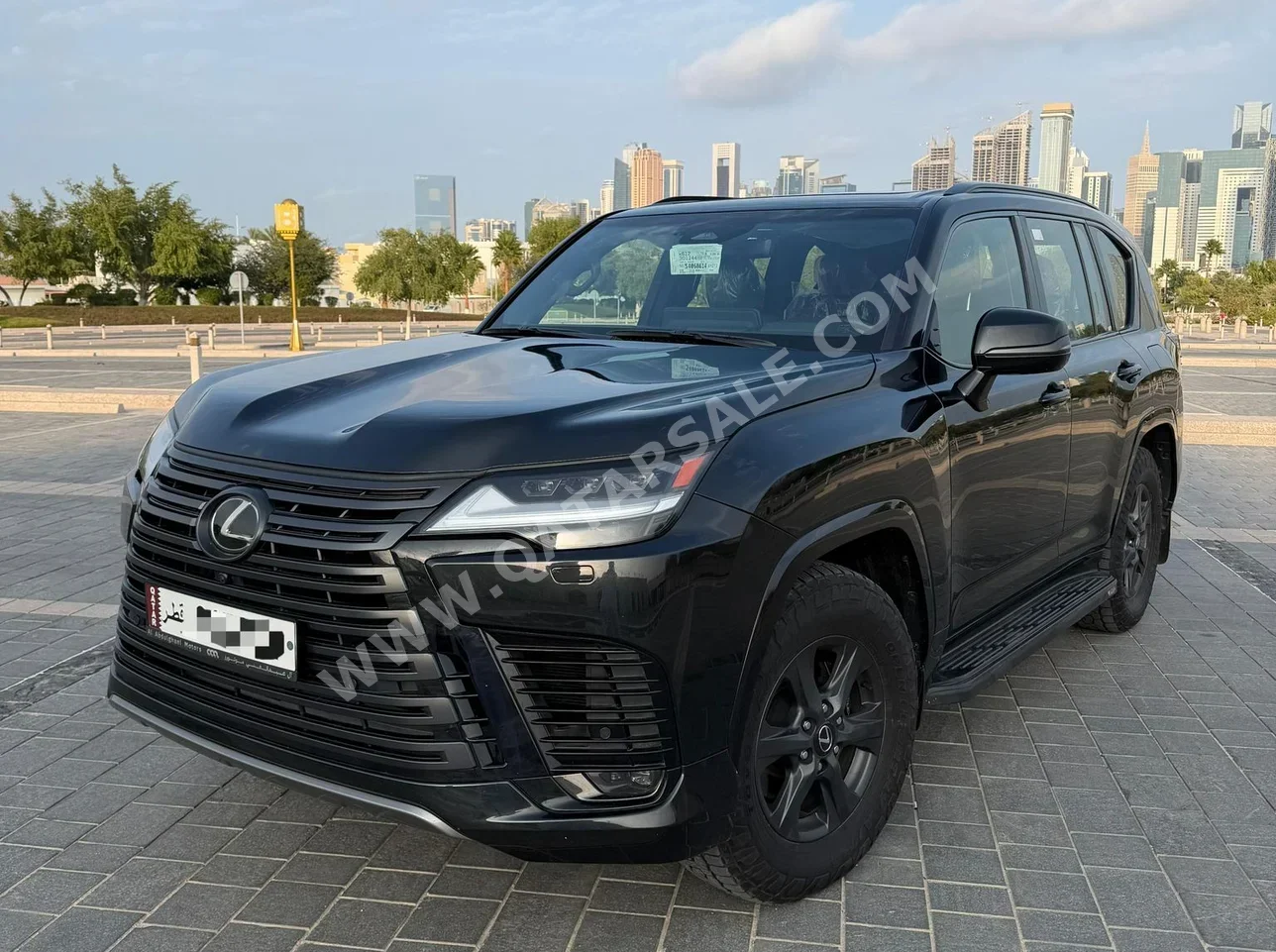 لكزس ال اكس 700 اتش اوفرتريل 2025 اوتوماتيك 29,000 كم 6 سلندر دفع رباعي اس يو في أسود تحت الضمان