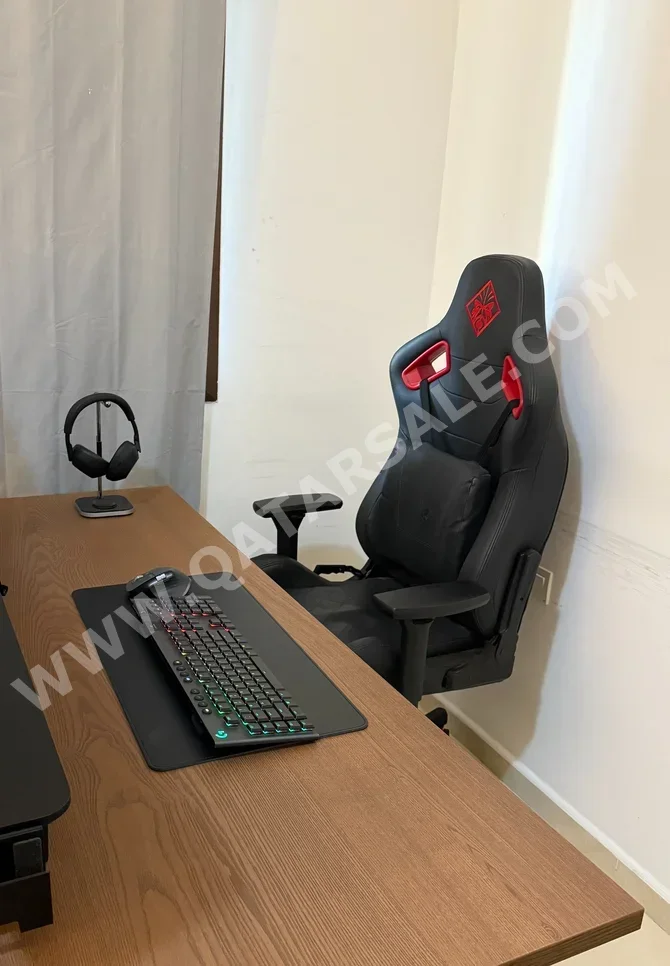 كراسي مكتب - كرسي ألعاب  - أسود