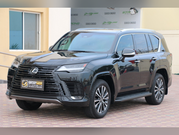 Lexus  LX  600 Luxury  2025  Automatic  15,000 Km  6 Cylinder  Four Wheel Drive (4WD)  SUV  Black  With Warranty