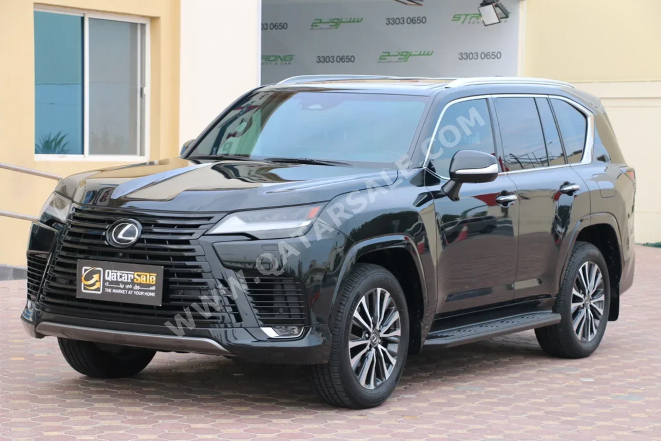 لكزس ال اكس 600 لكجري 2025 اوتوماتيك 15,000 كم 6 سلندر دفع رباعي اس يو في أسود تحت الضمان
