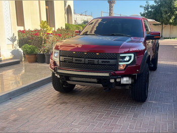 Ford  Raptor  SVT  2014  Automatic  150,000 Km  8 Cylinder  Four Wheel Drive (4WD)  Pick Up  Maroon