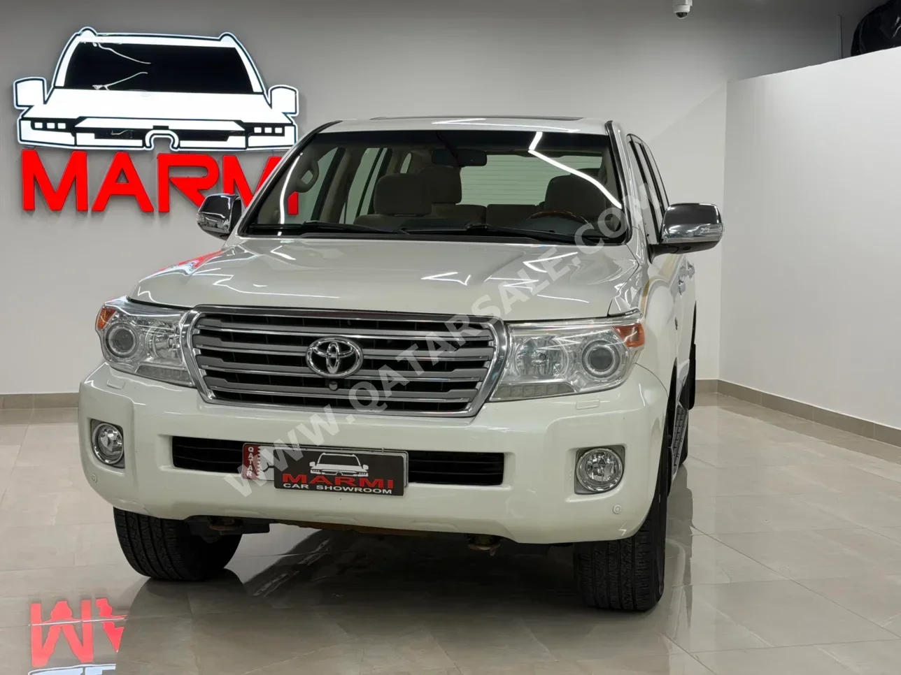 تويوتا  لاند كروزر  في اكس ار  2013  اوتوماتيك  416,000 كم  8 سلندر  دفع رباعي  اس يو في  أبيض