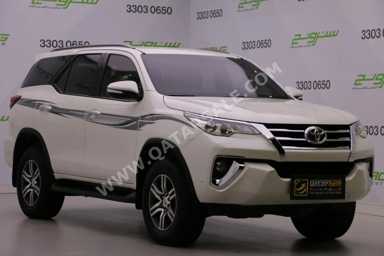 Toyota  Fortuner  2017  Automatic  47,333 Km  4 Cylinder  Four Wheel Drive (4WD)  SUV  White
