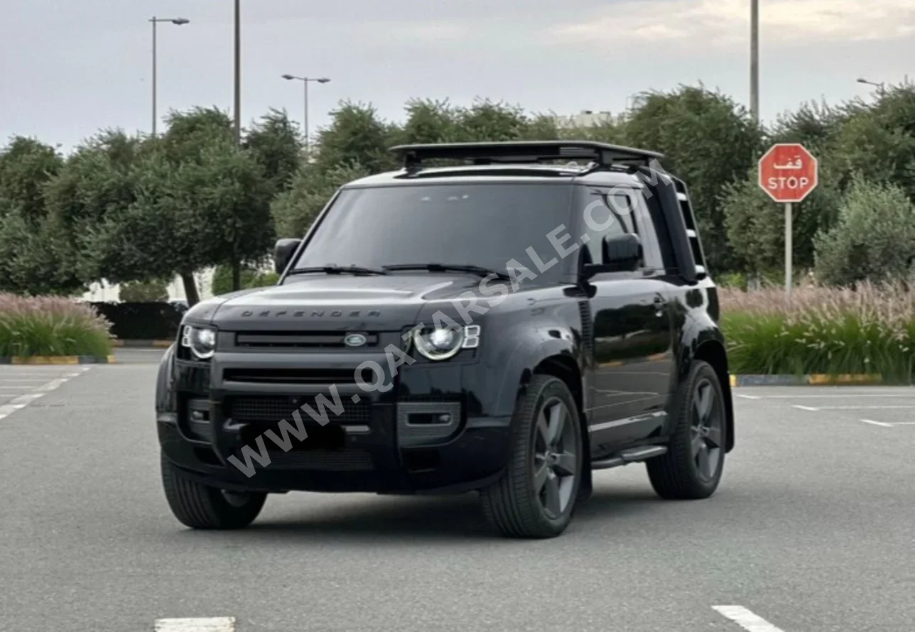 لاند روفر ديفيندر 90 اتش اس اي 2021 اوتوماتيك 55,000 كم 6 سلندر دفع رباعي اس يو في أسود تحت الضمان