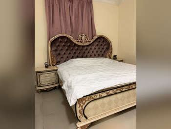 أطقم غرف نوم - نابكو مركز المفروشات  - طقم مكون من 6 قطع