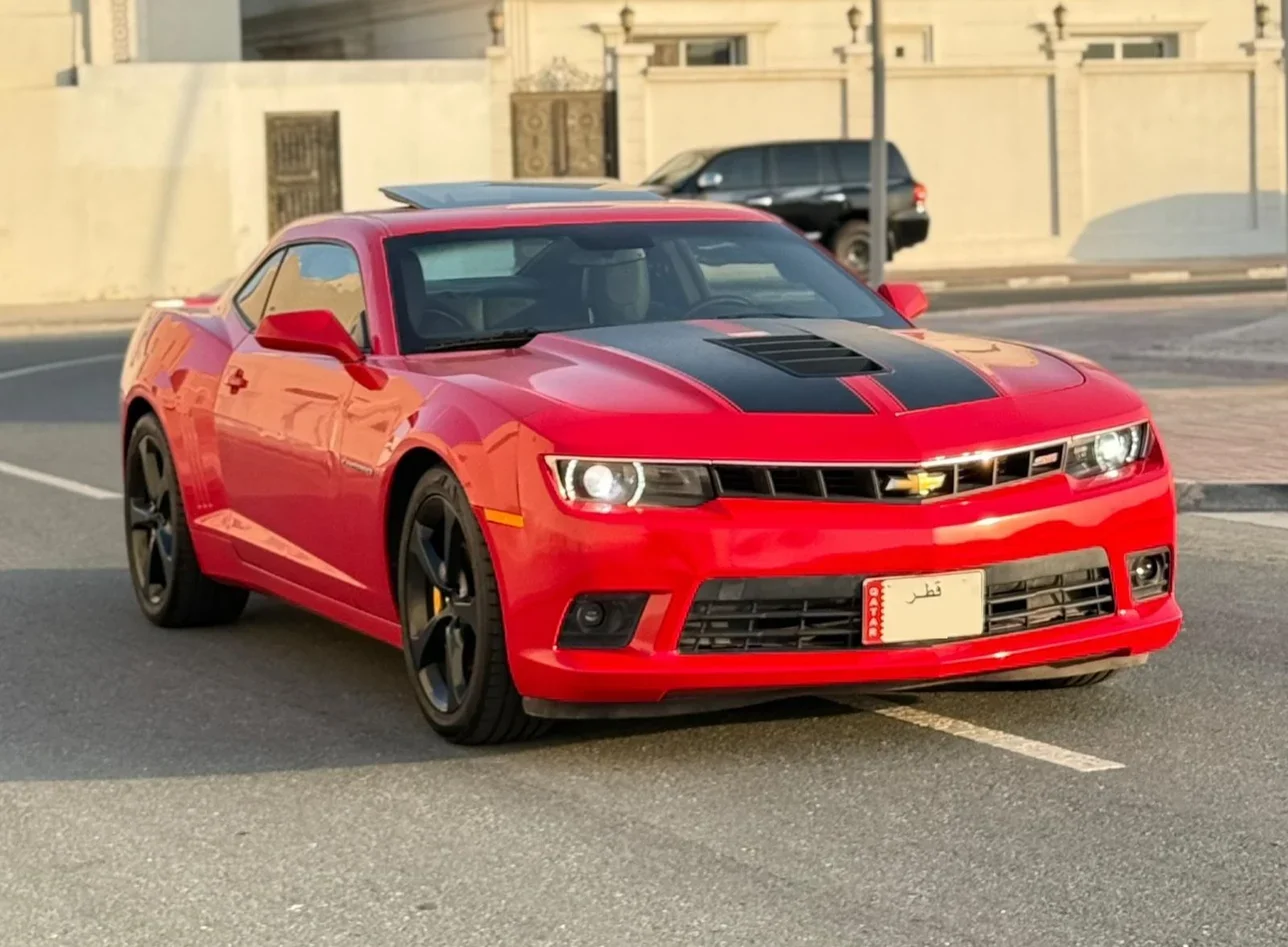 Chevrolet  Camaro  SS  2015  Automatic  128,000 Km  8 Cylinder  Rear Wheel Drive (RWD)  Coupe / Sport  Red