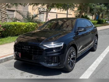 اودي  كيو 8  TFSI Quattro  2022  اوتوماتيك  69,000 كم  6 سلندر  دفع رباعي  هاتشباك  أسود  تحت الضمان