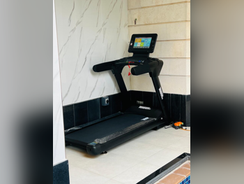 أجهزة اللياقة البدنية - الات المشي