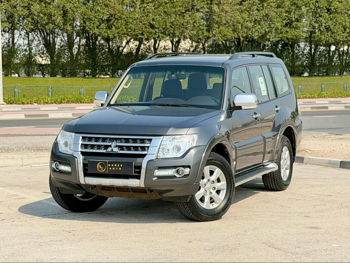 ميتسوبيشي  باجيرو  GLS  2020  اوتوماتيك  113,000 كم  6 سلندر  دفع رباعي  اس يو في  رمادي