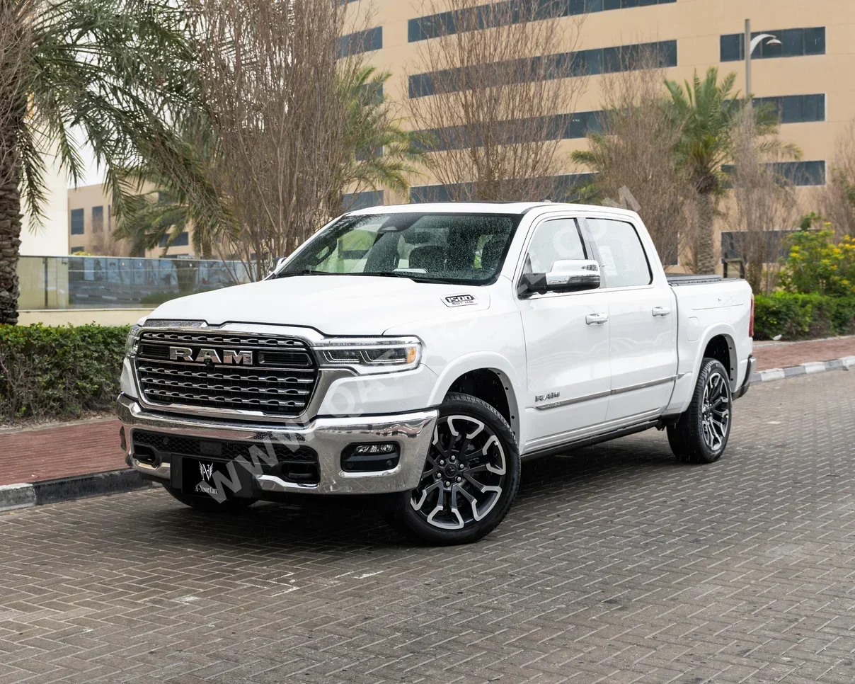 Dodge  Ram  Limited  2025  Automatic  0 Km  8 Cylinder  Four Wheel Drive (4WD)  Pick Up  White  With Warranty