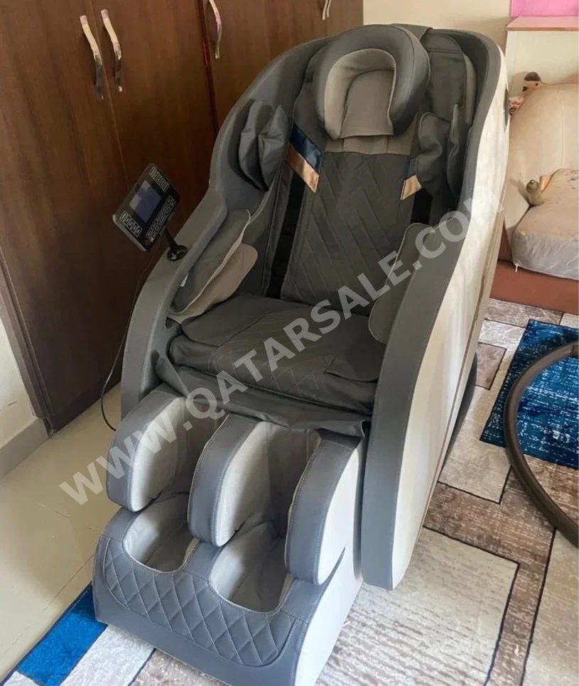 Massage Chair BestMassage  White  China  M8  All Body  3D