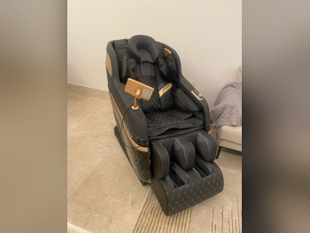 كرسي التدليك ليكون  أسود  الصين  كل الجسم  رباعي الأبعاد