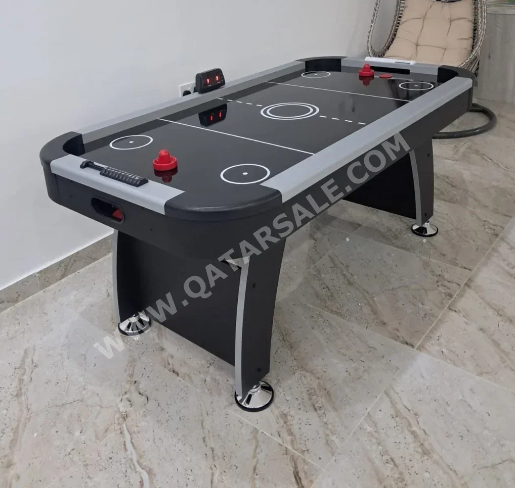 أسود و فضي طاولة الهوكي