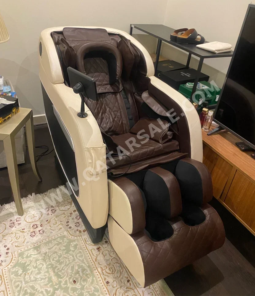 كرسي التدليك بيست مساج  متعدد الألوان  الصين  M8  كل الجسم  رباعي الأبعاد